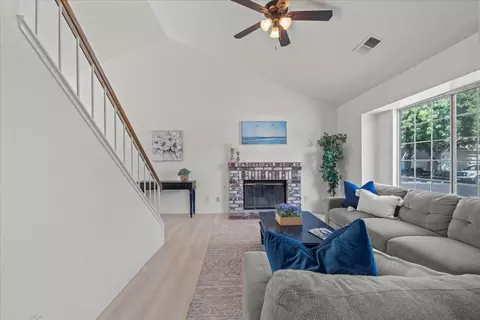 1900 Cobblestone, Modesto, CA 95355 photo 9