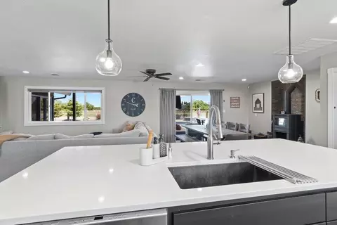 312 Pennsylvania Rd, Modesto, CA 95357 photo 12