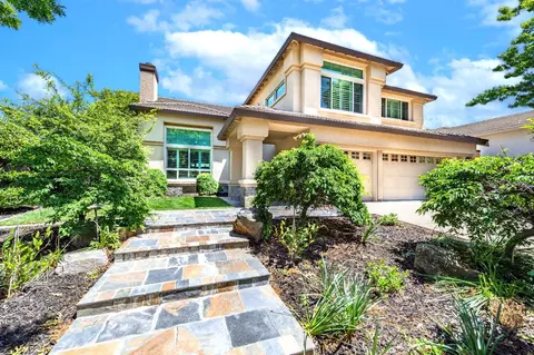 2813 Sitka Dr, Rocklin, CA 95765