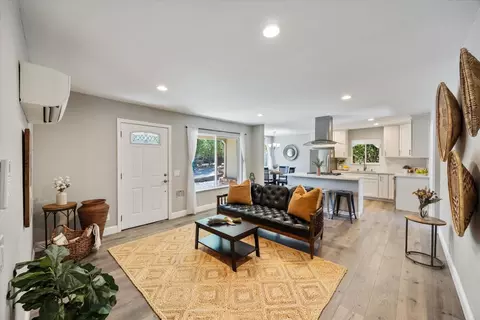 990 Crescent St, Placerville, CA 95667 photo 4