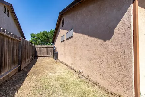 2000 Lincoln Oak Dr, Modesto, CA 95355 photo 36