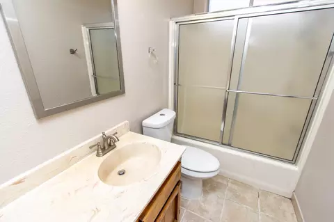2000 Lincoln Oak Dr, Modesto, CA 95355 photo 26