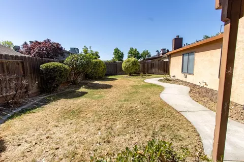 2000 Lincoln Oak Dr, Modesto, CA 95355 photo 32