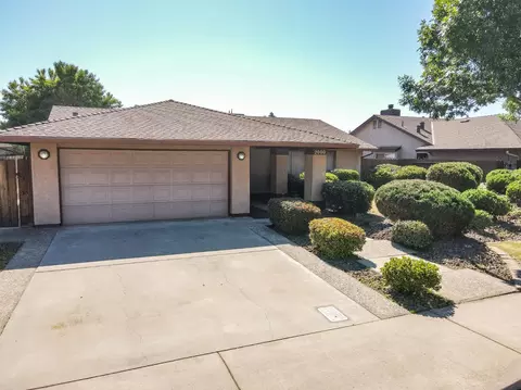 2000 Lincoln Oak Dr, Modesto, CA 95355 photo 3