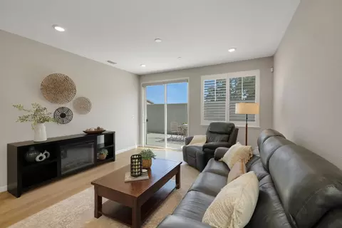 1687 Carson River Loop, Lincoln, CA 95648 photo 14