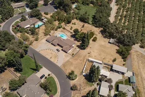 View/Area - 9125 Georgia Ln, Modesto, CA 95357 photo 2 of 20