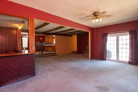 Living - 9125 Georgia Ln, Modesto, CA 95357 photo 3 of 4