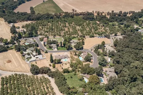 View/Area - 9125 Georgia Ln, Modesto, CA 95357 photo 8 of 20