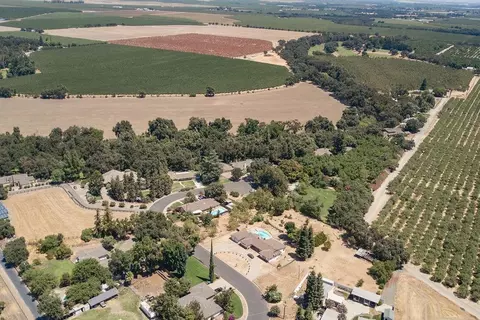 View/Area - 9125 Georgia Ln, Modesto, CA 95357 photo 12 of 20