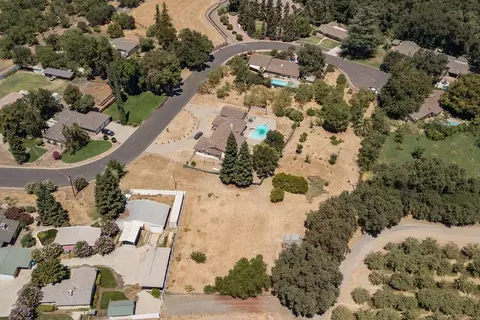 View/Area - 9125 Georgia Ln, Modesto, CA 95357 photo 6 of 20