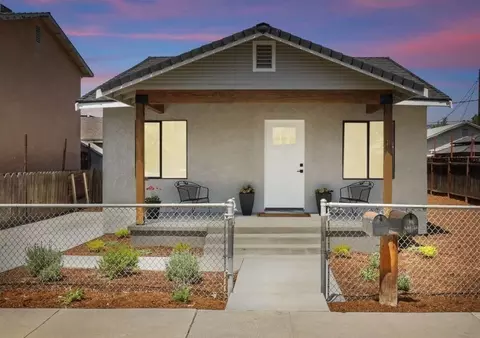 Exterior - 11 E 1st St, Tracy, CA 95376 photo 2 of 8