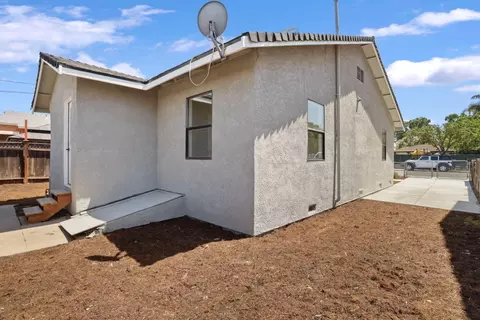 Exterior - 11 E 1st St, Tracy, CA 95376 photo 6 of 8