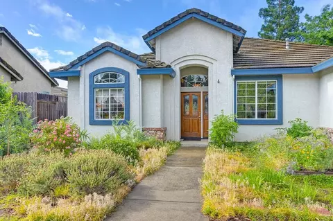 8958 Augustine Ct, Orangevale, CA 95662 photo 7