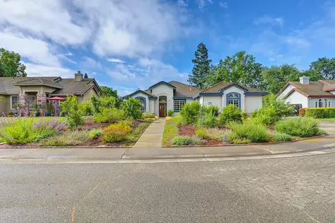 8958 Augustine Ct, Orangevale, CA 95662 photo 3