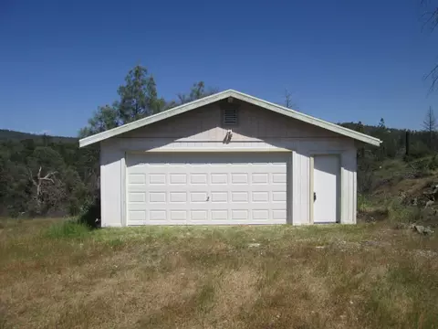 10393 Tasha Rd, Nevada City, CA 95959