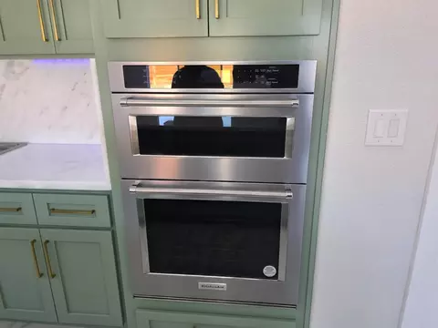 Kitchen - 3213 Millbrook Ave, Modesto, CA 95355 photo 7 of 9