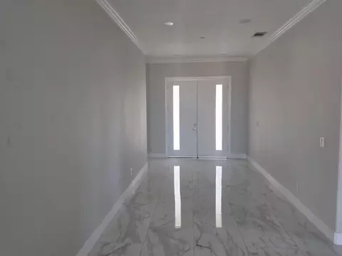 Entry Way - 3213 Millbrook Ave, Modesto, CA 95355 photo 1 of 4
