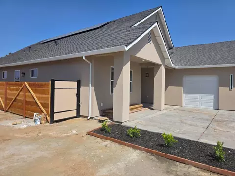 Exterior - 3213 Millbrook Ave, Modesto, CA 95355 photo 6 of 18