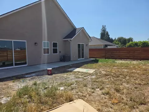 Exterior - 3213 Millbrook Ave, Modesto, CA 95355 photo 9 of 18