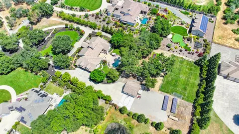 View/Area - 6820 High Cliff Rd, Loomis, CA 95650 photo 2 of 5