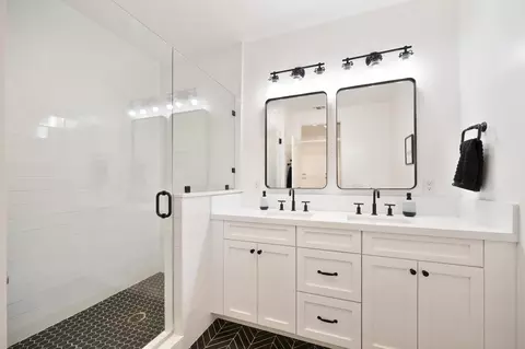 Bath - 6820 High Cliff Rd, Loomis, CA 95650 photo 6 of 7