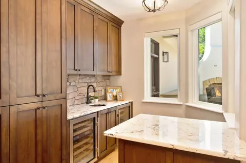 Kitchen - 6820 High Cliff Rd, Loomis, CA 95650 photo 1 of 6