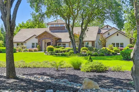 6820 High Cliff Rd, Loomis, CA 95650 photo 1