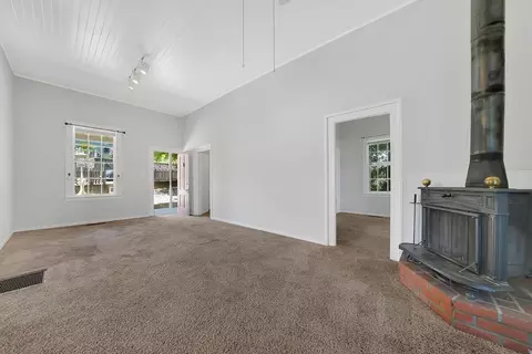 Living - 143 Badger St, Sutter Creek, CA 95685 photo 3 of 5