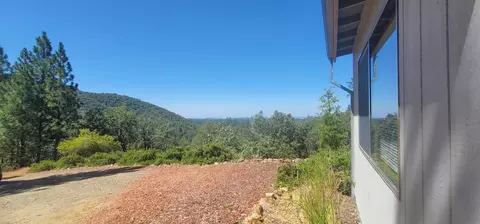 12950 Shanghai Mine Rd, Columbia, CA 95310 photo 2