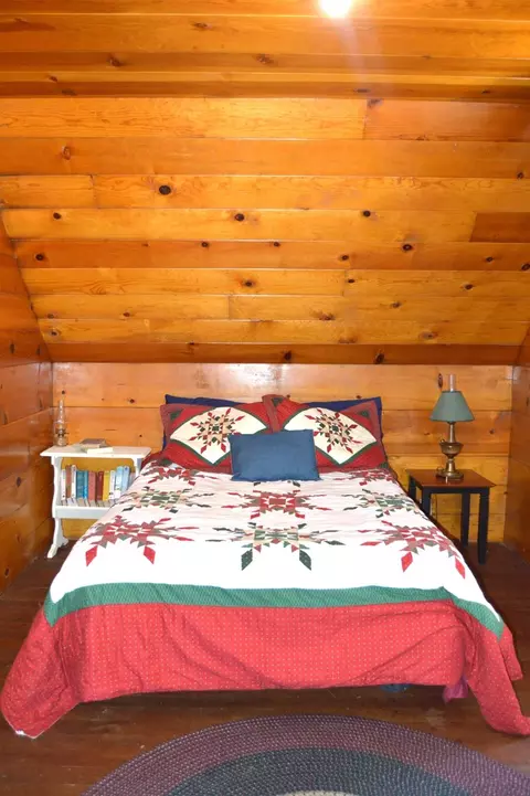 Bedroom - 26156 Long Barn Rd, Long Barn, CA 95335 photo 6 of 10