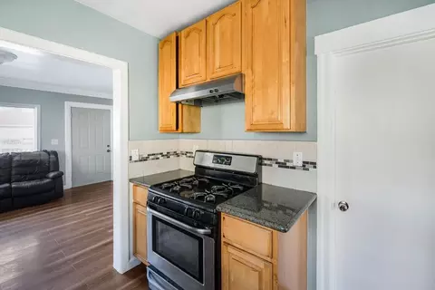 Kitchen - 1811 70th Ave, Oakland, CA 94621 photo 3 of 4