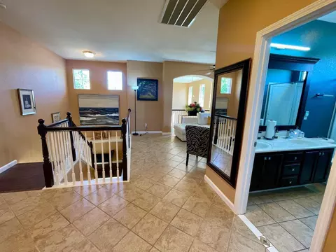 Entry Way - 9509 Sarazen Ct, Patterson, CA 95363 photo 7 of 11
