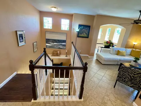 Entry Way - 9509 Sarazen Ct, Patterson, CA 95363 photo 8 of 11