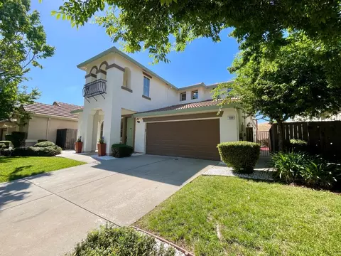 Exterior - 9509 Sarazen Ct, Patterson, CA 95363 photo 8 of 19