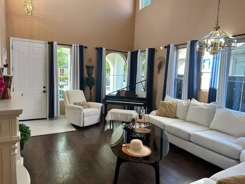 Living - 9509 Sarazen Ct, Patterson, CA 95363 photo 1 of 8