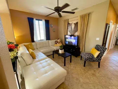 Living - 9509 Sarazen Ct, Patterson, CA 95363 photo 8 of 8