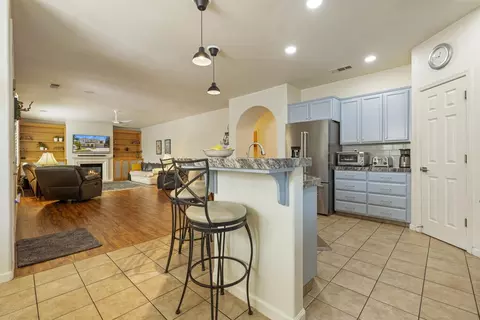 Kitchen - 2500 Paseo De Leon, Turlock, CA 95382 photo 4 of 4
