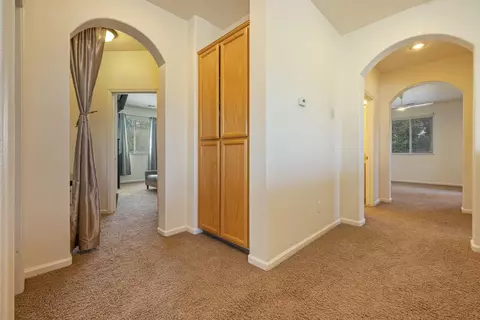 Entry Way - 2500 Paseo De Leon, Turlock, CA 95382 photo 11 of 14