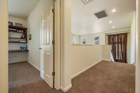 Entry Way - 2500 Paseo De Leon, Turlock, CA 95382 photo 12 of 14