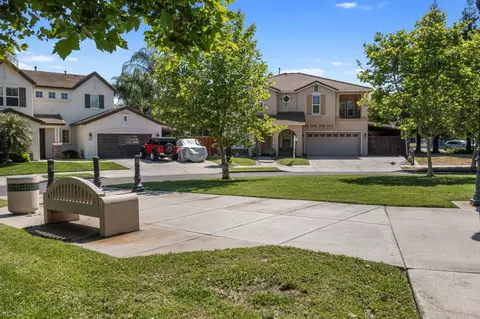 Exterior - 2500 Paseo De Leon, Turlock, CA 95382 photo 17 of 17