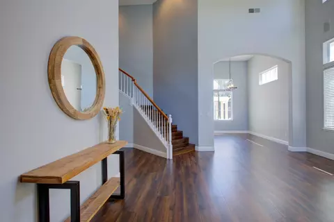 Entry Way - 4008 Calais, Modesto, CA 95356 photo 9 of 9