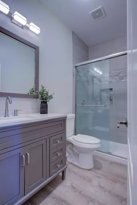 Bath - 4008 Calais, Modesto, CA 95356 photo 8 of 8