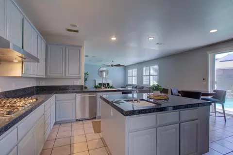 Kitchen - 4008 Calais, Modesto, CA 95356 photo 11 of 12