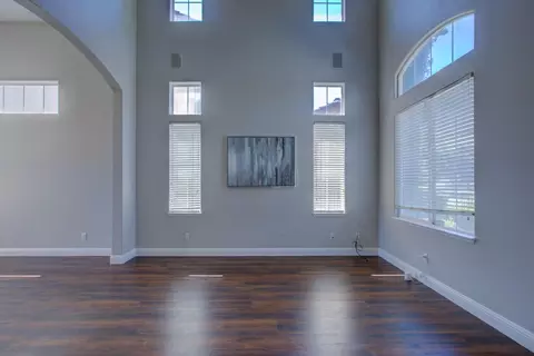 Living - 4008 Calais, Modesto, CA 95356 photo 7 of 10