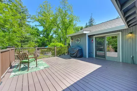 Exterior - 4948 Whitney Ave, Carmichael, CA 95608 photo 4 of 36