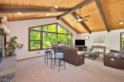 Living - 4948 Whitney Ave, Carmichael, CA 95608 photo 4 of 4