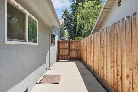 627 Tahoe Dr, Lodi, CA 95242 photo 43