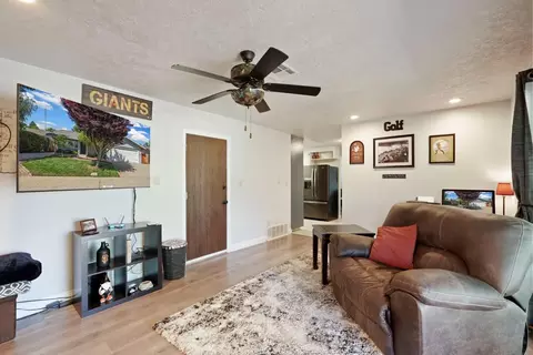627 Tahoe Dr, Lodi, CA 95242 photo 19