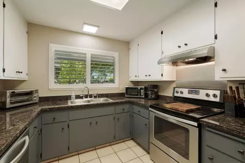627 Tahoe Dr, Lodi, CA 95242 photo 13