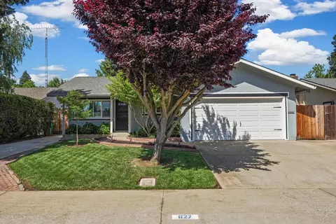 627 Tahoe Dr, Lodi, CA 95242 photo 2